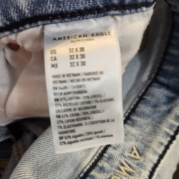 NWT Men's American Eagle Distressed Athletic Skinny Jeans. Size 32x30 - Picture 7 of 9